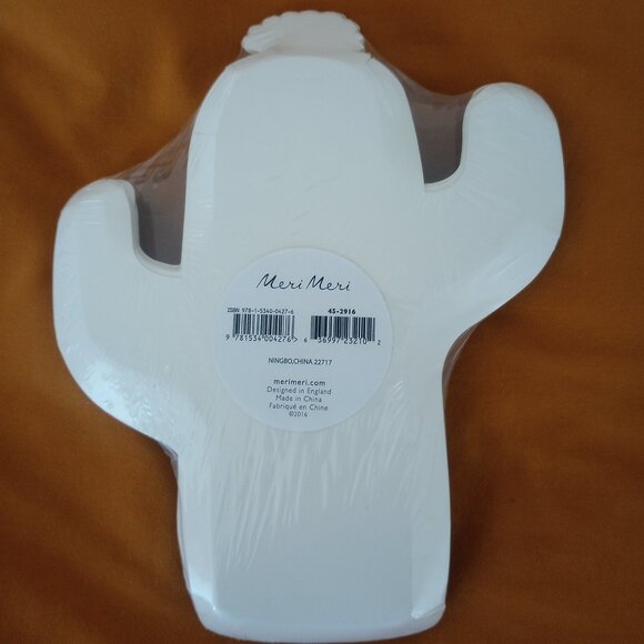 Meri Meri- Cactus party paper plates (set of 12)- 3 sets available -Brand new - Picture 3 of 4